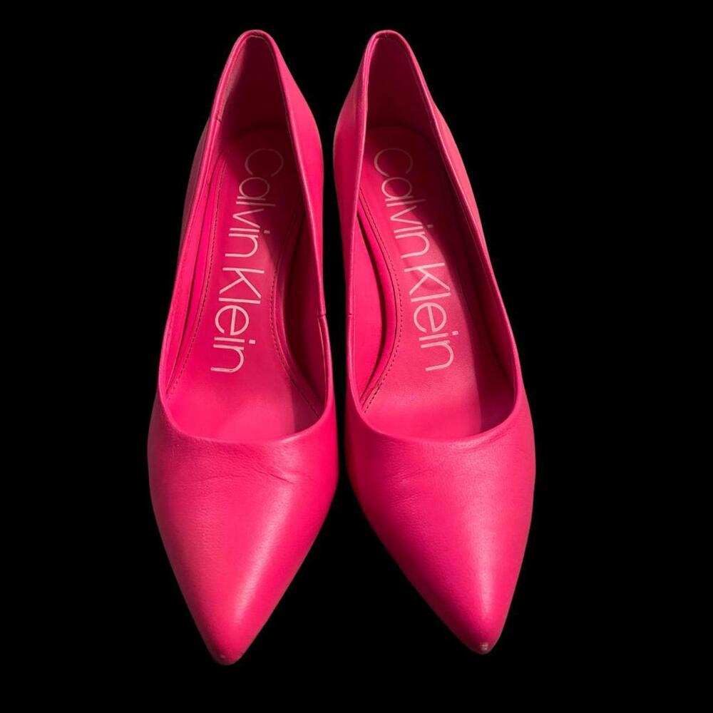 Calvin Klein Men's Pink Court